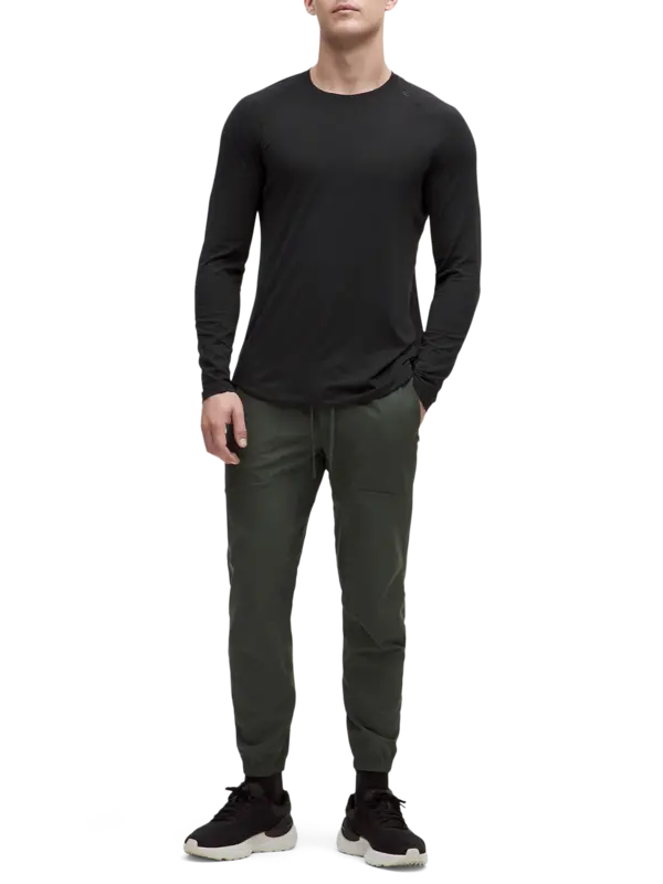 /original/LM3EJXS_0001_LULU_1_2.png_convert-600x800