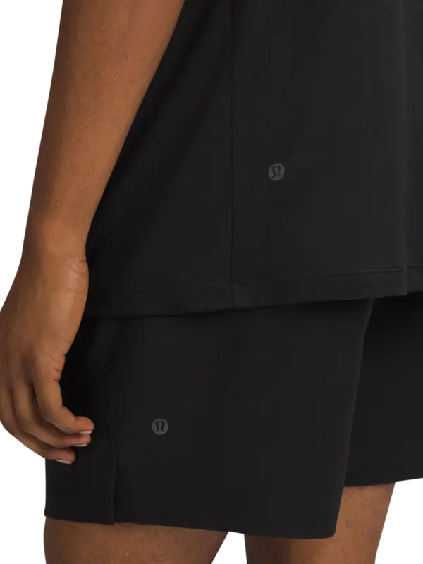 تيشيرت بأكمام قصيرة من تشكيلة زيرود إن