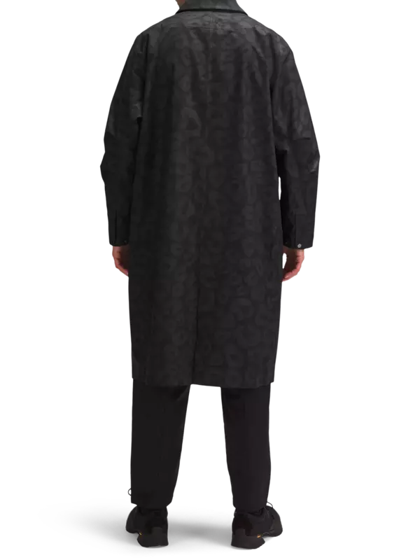 معطف لاب بطبعة جلد الفهد