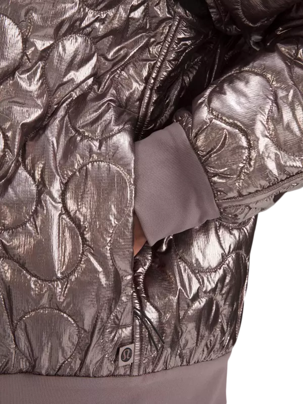 جاكيت بومبر لاب مبطن بلون معدني