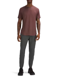 بنطال رياضي خفيف للركض من تشكيلة لايسنس تو ترين