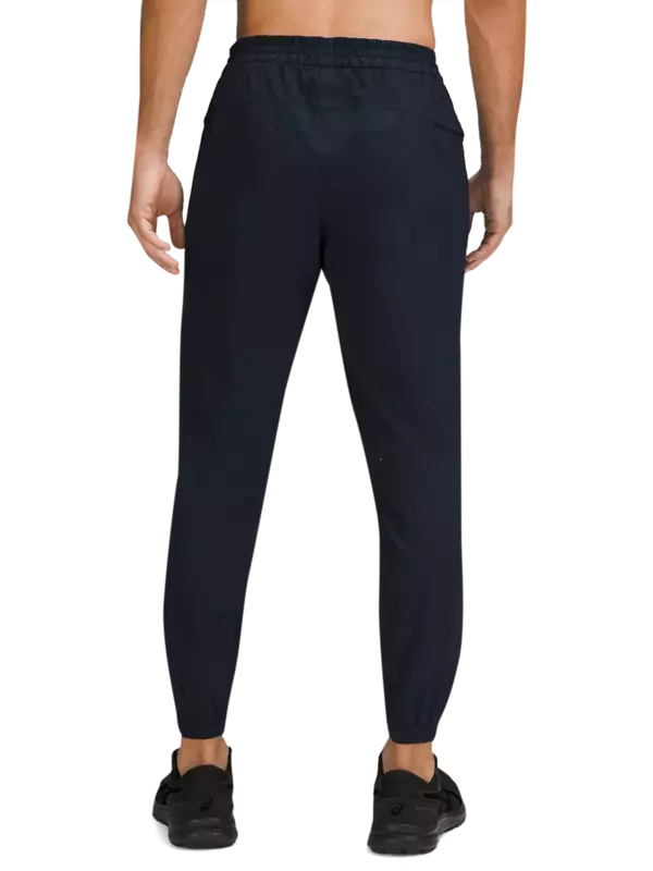 /original/LM5AEGS_031382_LULU_031382_3.png_convert-600x800