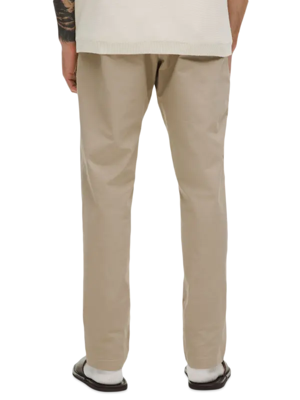 /original/LM5AX5S_068684_LULU_68684_3.png_convert-600x800