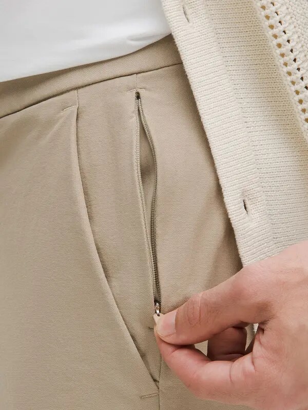 /original/LM5AX5S_068684_LULU_68684_5.png_convert-600x800