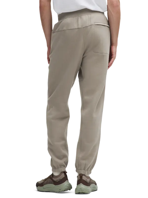 /original/LM5BBRS_070108_LULU_70108_2.png_convert-600x800