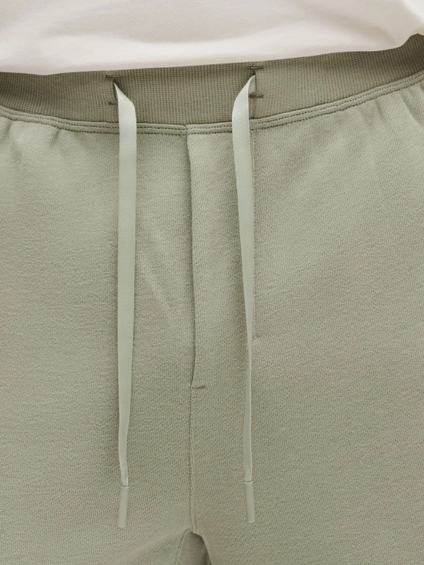 /original/LM5BBRS_070144_LULU_70144_4.jpg_convert-600x800