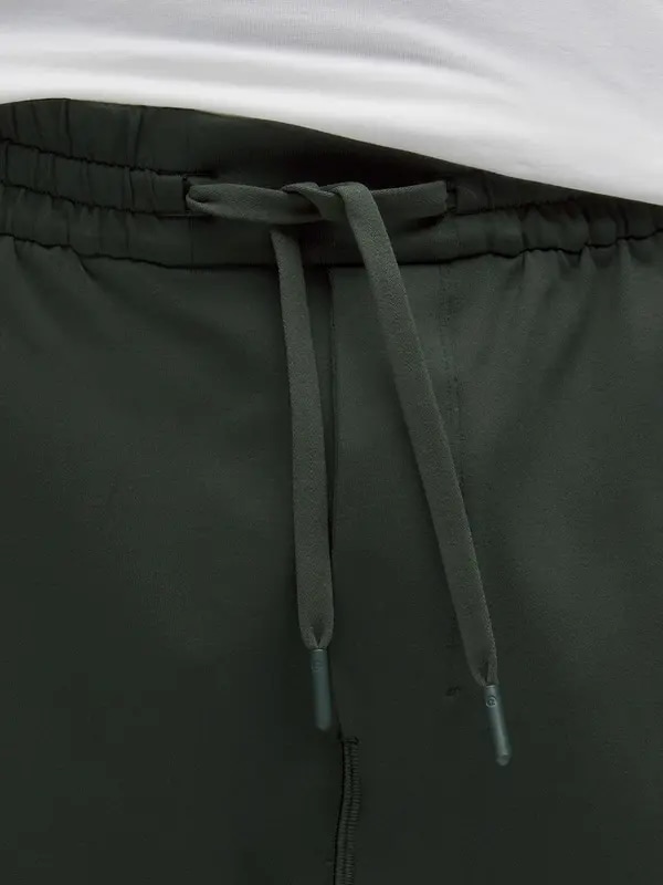 /original/LM5BBXS_049106_LULU_49106_4.png_convert-600x800