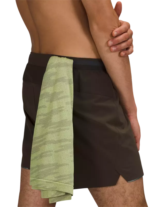 شورت سيرج مبطن مقاس 6 بوصة