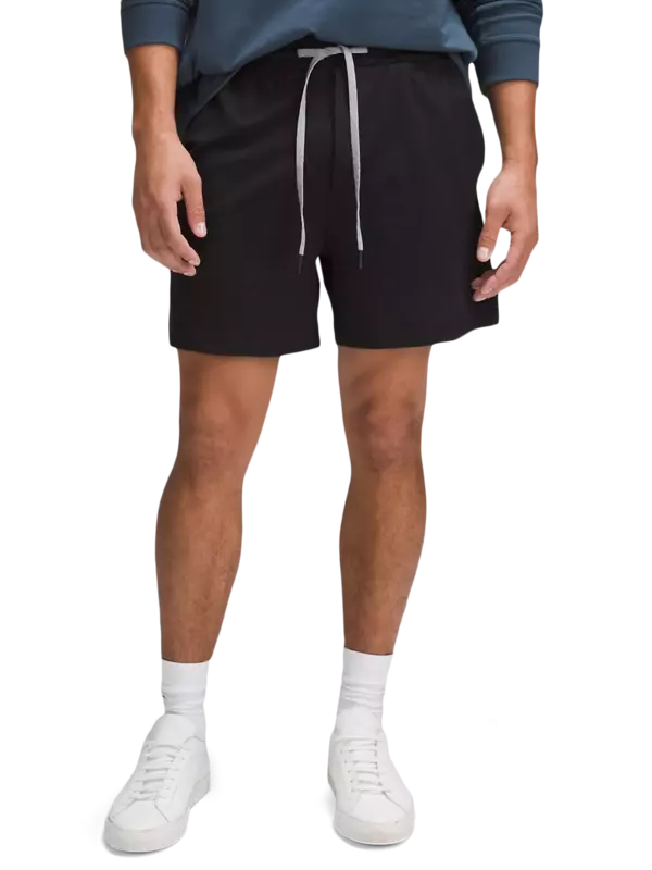 شورت من قماش الجيرسيه الناعم مقاس 5 بوصة