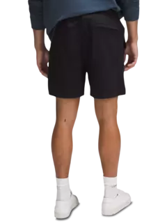 شورت من قماش الجيرسيه الناعم مقاس 5 بوصة