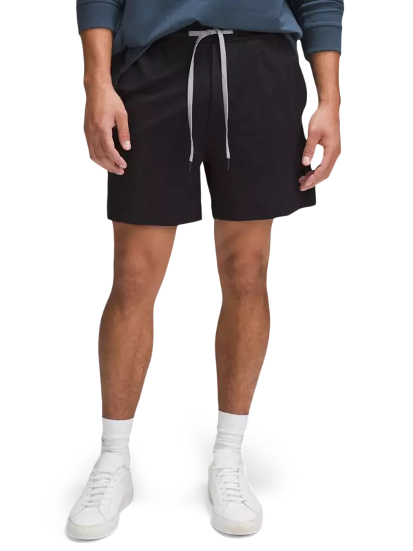 شورت من قماش الجيرسيه الناعم مقاس 5 بوصة