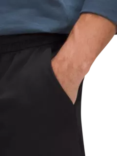 شورت من قماش الجيرسيه الناعم مقاس 5 بوصة