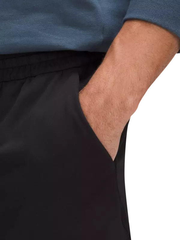 شورت من قماش الجيرسيه الناعم مقاس 5 بوصة