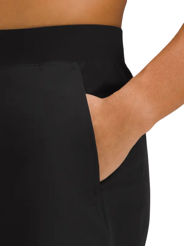 /original/LM7BJSS_0001_LULU_1_4.png_convert-600x800