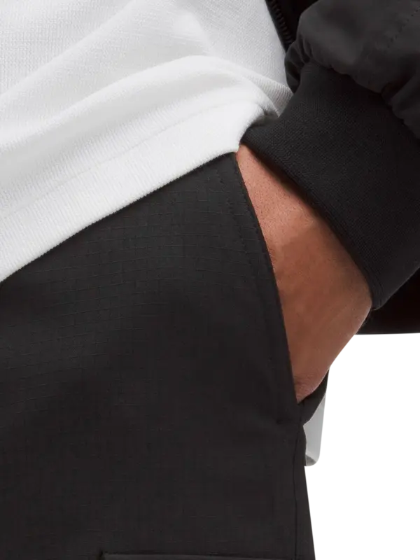 /original/LM7BSOS_0001_LULU_1_5.png_convert-600x800