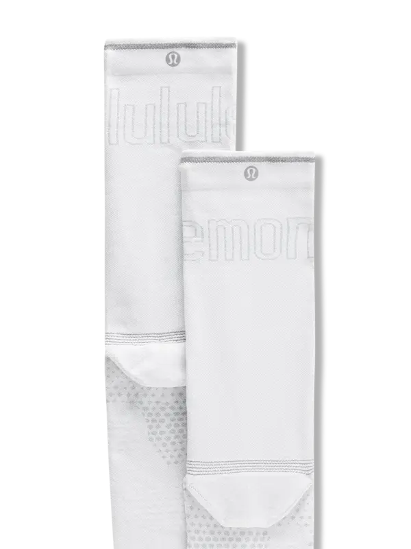 /original/LM9AQKS_0002_LULU_2_2.png_convert-600x800