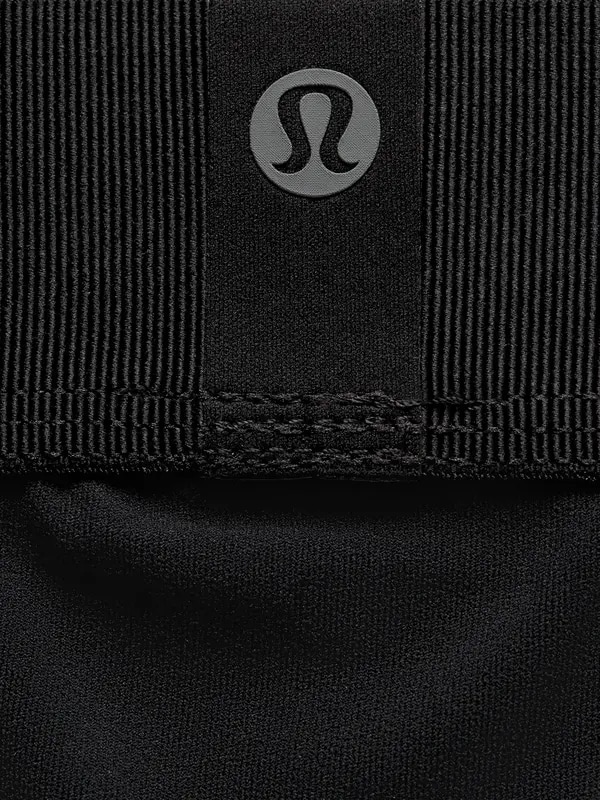 /original/LM9AYLS_0001_LULU_1_3.png_convert-600x800