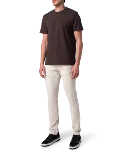 تيشيرت مزين بشعار فريم