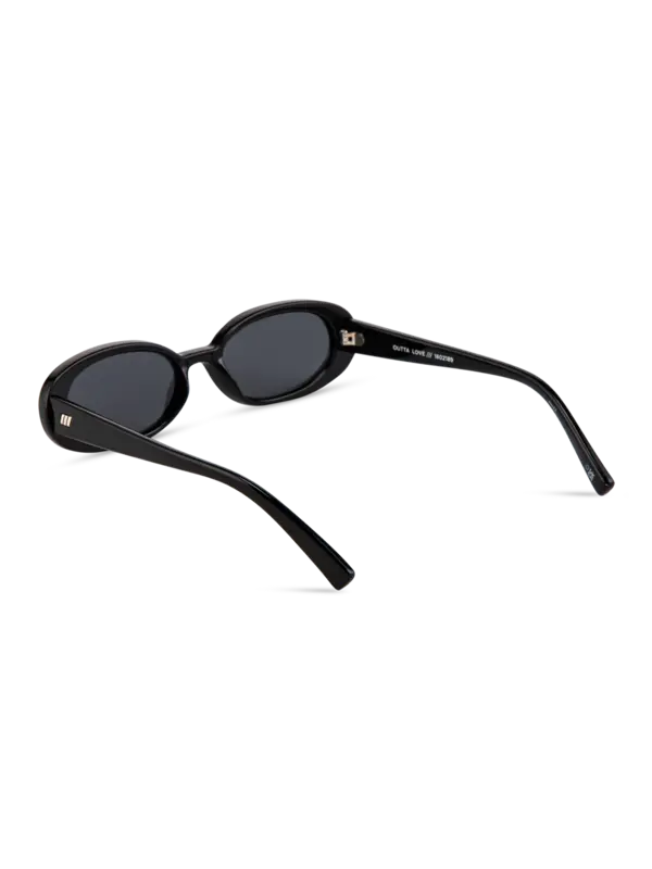 /original/LSP1802189_LESP_Blacksmoke_4.png_convert-600x800