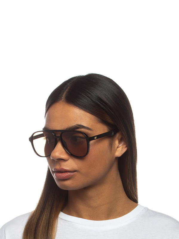 /original/LSP2202448_LESP_Black_3.png_convert-600x800