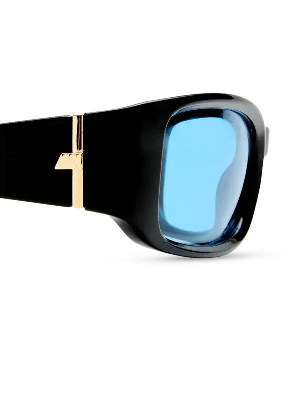 /original/LSP2552239_LESP_Blackskybl_5.png_convert-600x800