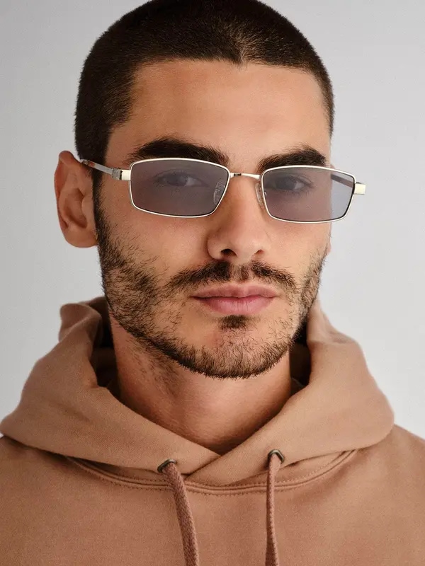 /original/LSU2552238_LESP_Silversmok_3.png_convert-600x800