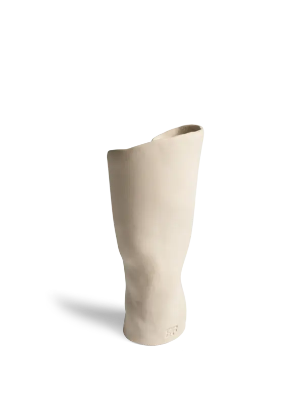 /original/LTR-CRM_CONS_Cream_3.png_convert-600x800