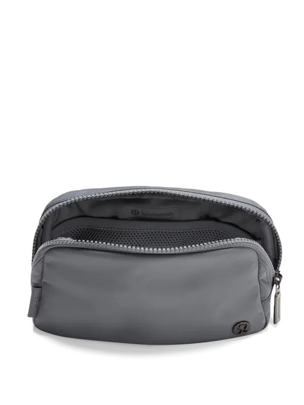 /original/LU9AX2S_038426_LULU_38426_5.png_convert-600x800