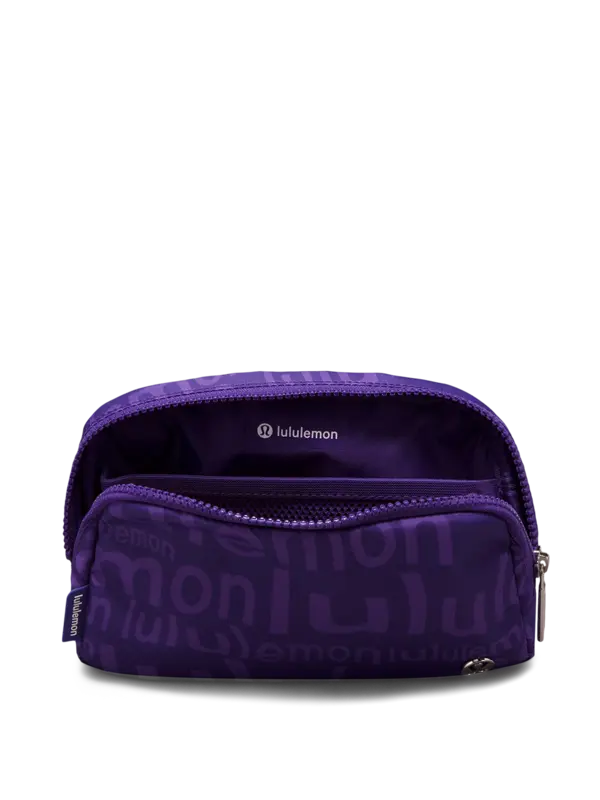 حقيبة Everywhere للخصر بحزام