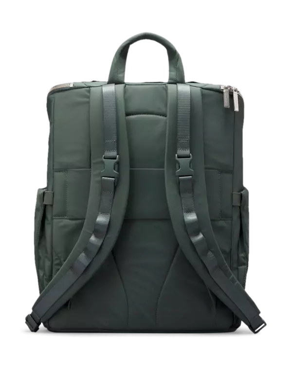 حقيبة ظهر للآباء الجدد