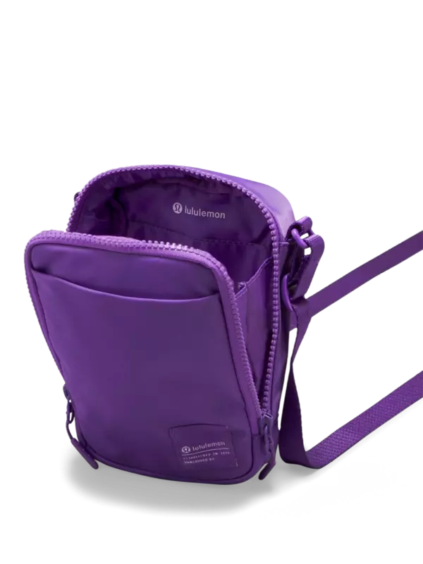 /original/LU9BPHS_062713_LULU_62713_3.png_convert-600x800