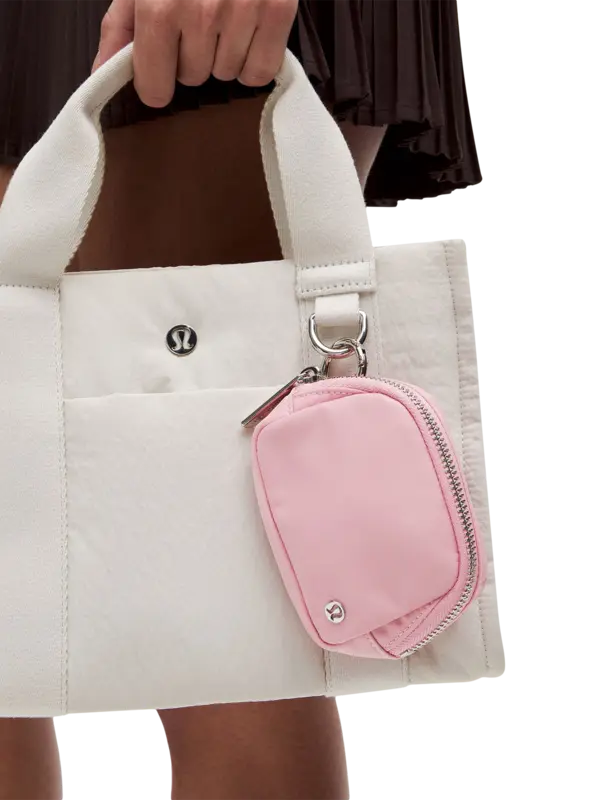 /original/LU9C17S_067913_LULU_67913_2.png_convert-600x800