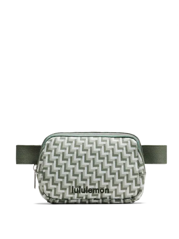 /original/LU9CDPS_070394_LULU_70394_1.png_convert-600x800