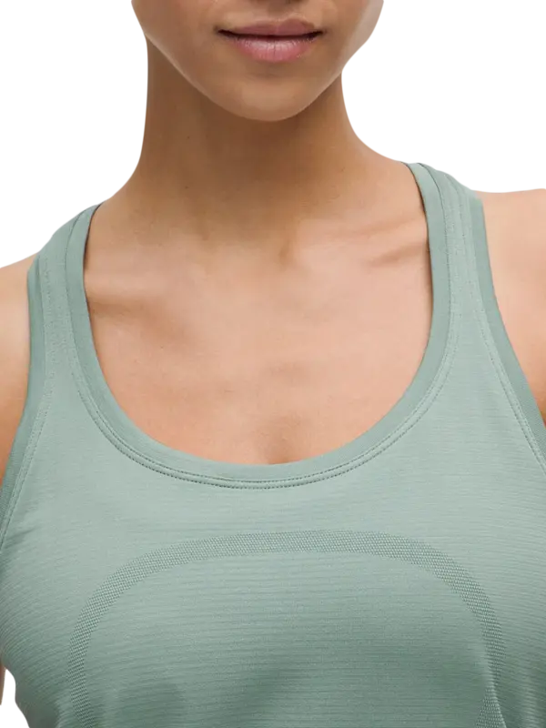 /original/LW1CHRS_069113_LULU_69113_4.png_convert-600x800