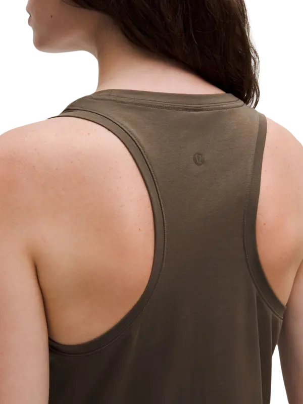 /original/LW1DAGS_071148_LULU_71148_5.png_convert-600x800