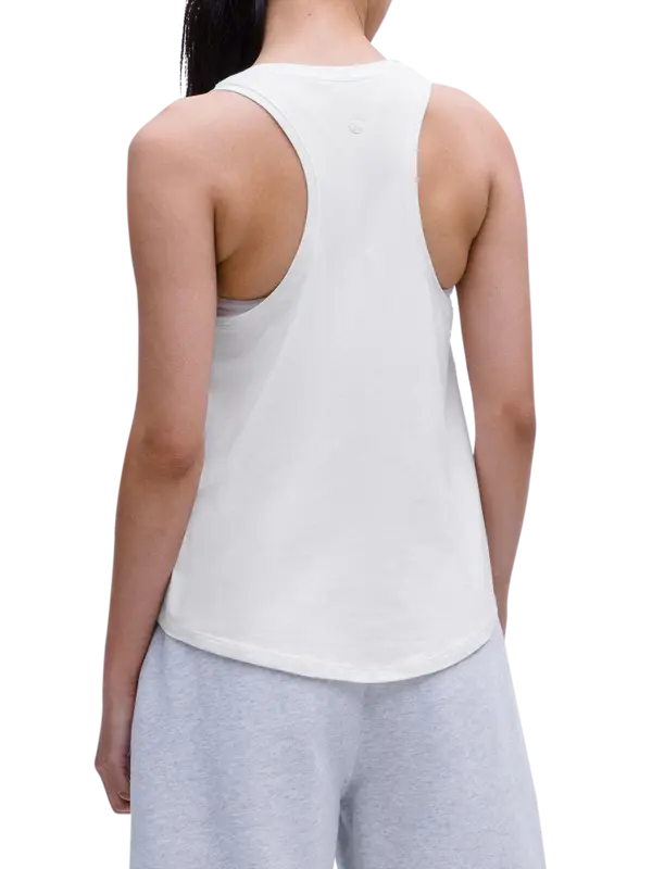 /original/LW1DDUS_0002_LULU_2_3.png_convert-600x800