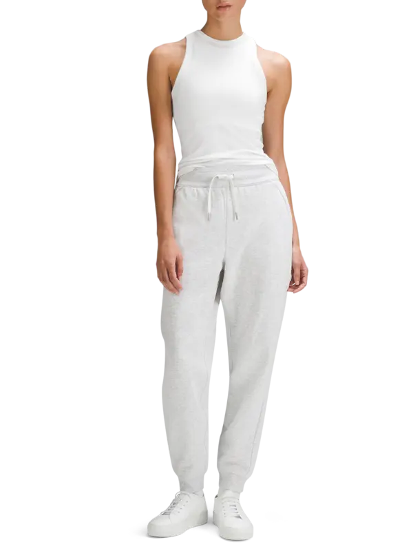 /original/LW1DOSS_0002_LULU_2_2.png_convert-600x800