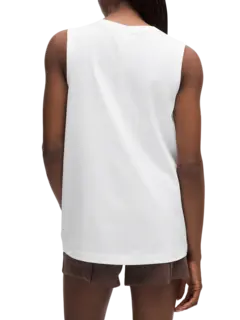 /original/LW1FDES_0002_LULU_2_3.png_convert-240x320