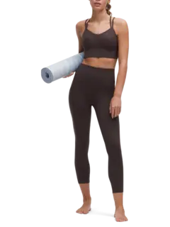 /original/LW2D03S_041179_LULU_41179_2.png_convert-240x320