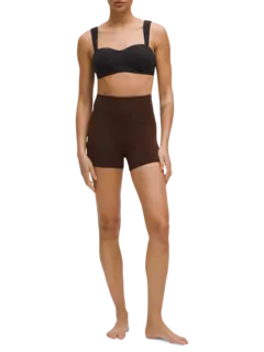 /original/LW2DWSS_0001_LULU_1_2.png_convert-240x320