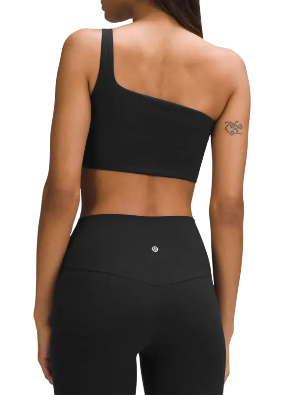 /original/LW2E31S_0001_LULU_1_2.png_convert-600x800