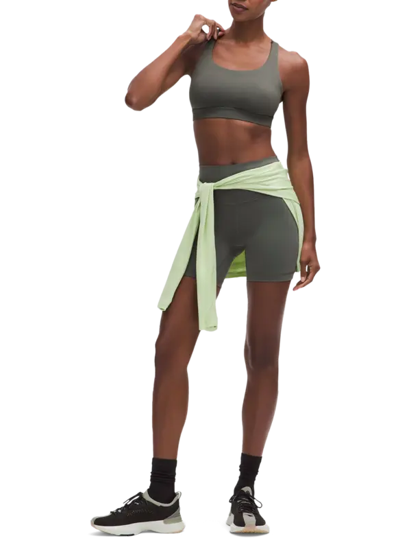 /original/LW2EB2S_035487_LULU_35487_2.png_convert-600x800