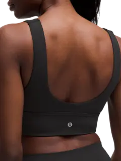 /original/LW2ELKS_0001_LULU_1_5.png_convert-240x320