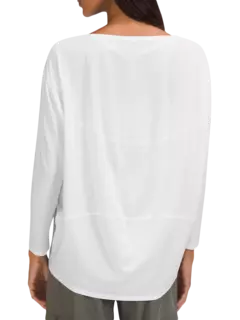 تيشيرت بأكمام طويلة من تشكيلة باك إن أكشن