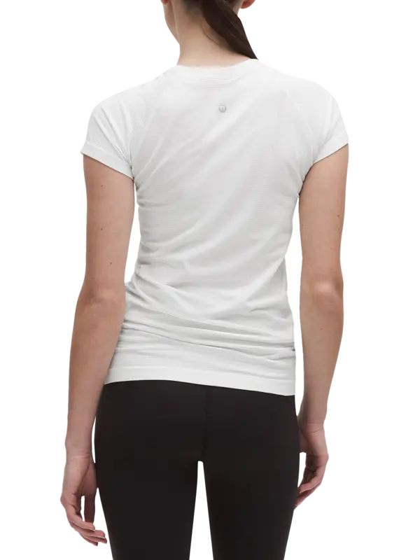 /original/LW3DFNS_012826_LULU_12826_3.png_convert-600x800