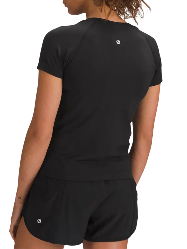 تيشيرت 2.0 للسباقات بأكمام قصيرة من تشكيلة سويفتلي تيك