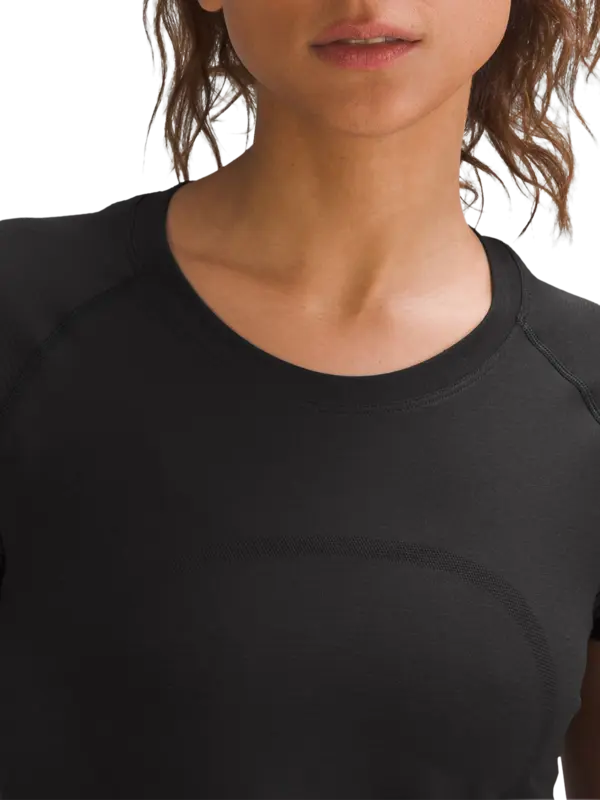 تيشيرت 2.0 للسباقات بأكمام قصيرة من تشكيلة سويفتلي تيك