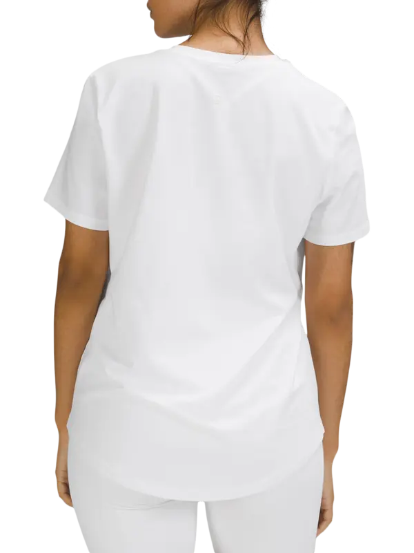 /original/LW3EYDS_0002_LULU_2_3.png_convert-600x800