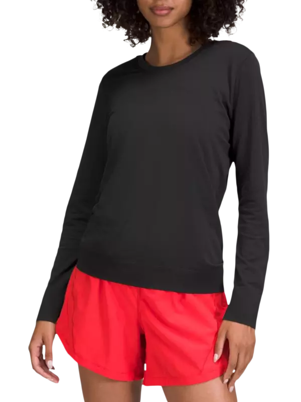 تيشيرت Swiftly كبير الحجم بأكمام طويلة