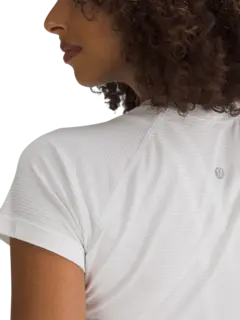 تيشيرت سويفتلي تيك 2.0 بأكمام قصيرة